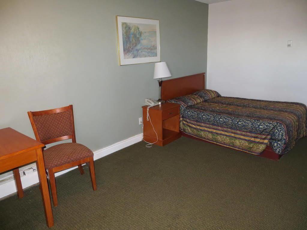 Westgate Inn Edmonton Exteriör bild